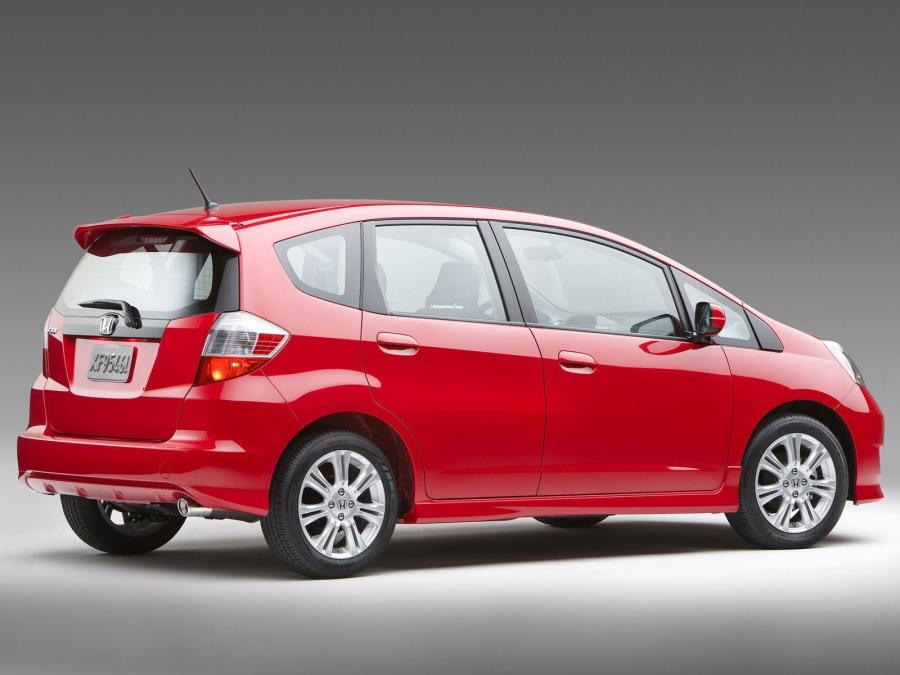  Honda Fit Sport 2008 года  (фото 23 из 32)